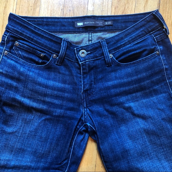 Levi’s Women’s Slight Curve Modern Rise Jeans 0/25 - Picture 9 of 9